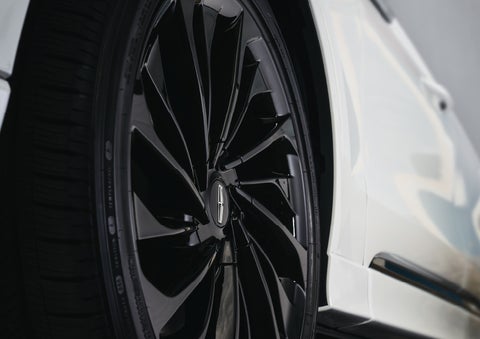 The wheel of the available Jet Appearance package is shown | Mark Ficken Lincoln in Charlotte NC