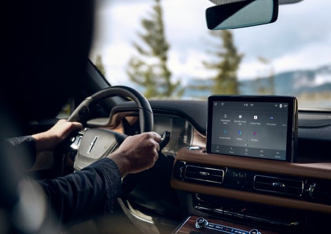 The center touch screen in a 2024 Lincoln Aviator® SUV is shown | Mark Ficken Lincoln in Charlotte NC