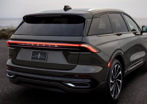 The rear of a 2024 Lincoln Black Label Nautilus® SUV displays full LED rear lighting. | Mark Ficken Lincoln in Charlotte NC